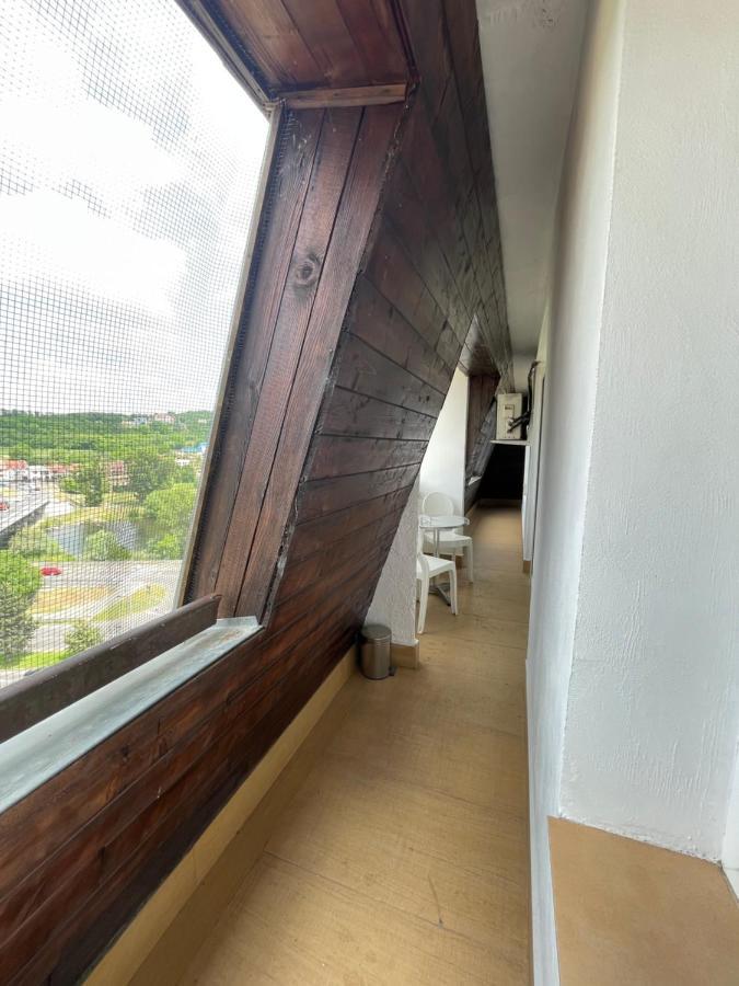 Lovely 3 Bedrooms Apartament Oradea Exterior foto